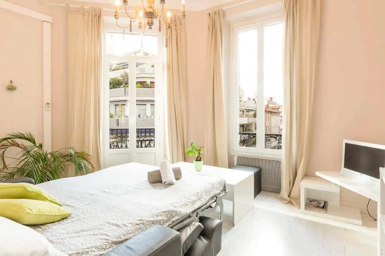 Cosy Apartment 39M2, Two Steps From Rue D'Antibes And Croisette Cannes
